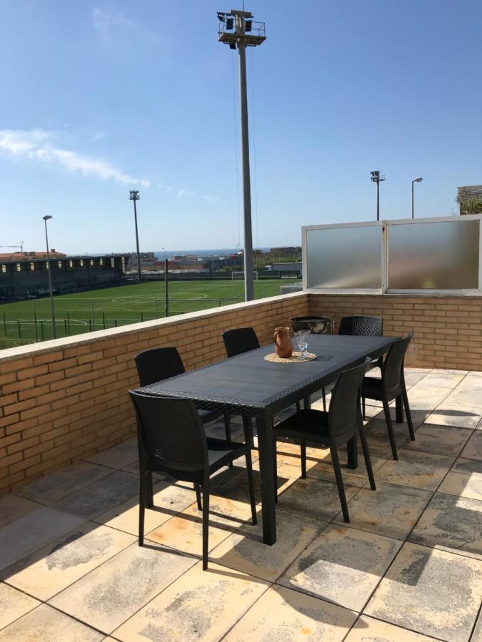 Lavra Sea & Sun Beach Apartment Exteriör bild